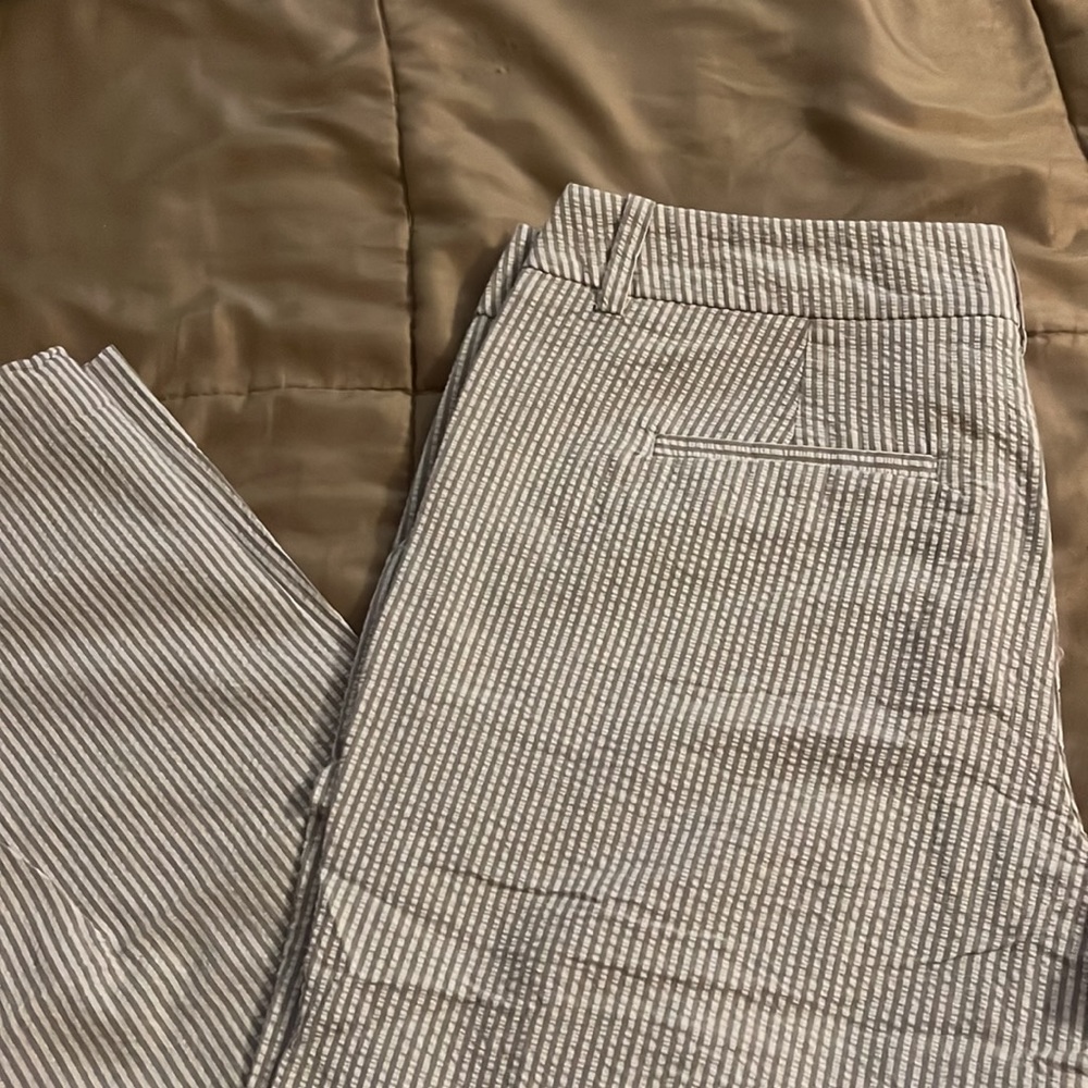 Striped capris - Picture 3 of 3